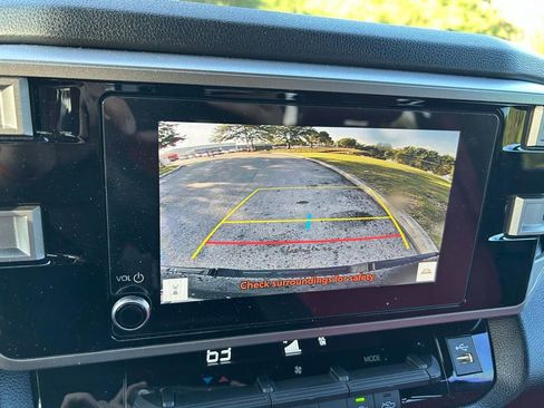 Used 2025 Toyota Tundra SR5 w/ SR5 Convenience Package AWD/4WD image 25