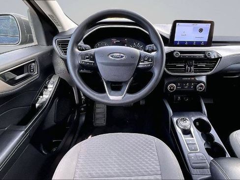 Certified 2022 Ford Escape SE AWD/4WD image 5