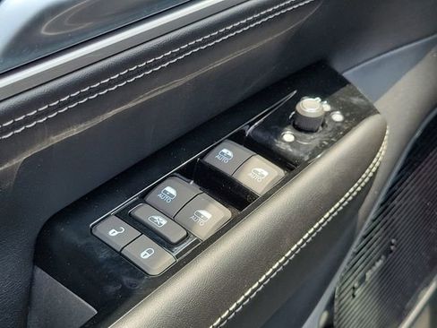 New 2026 Jeep Grand Wagoneer L Limited AWD/4WD image 19