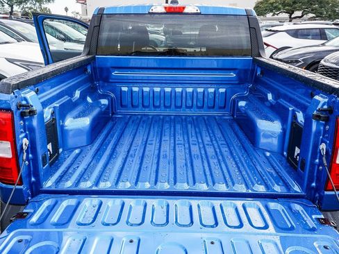 New 2025 Ford Maverick XL image 24