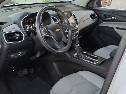 Used 2018 Chevrolet Equinox Premier image 15