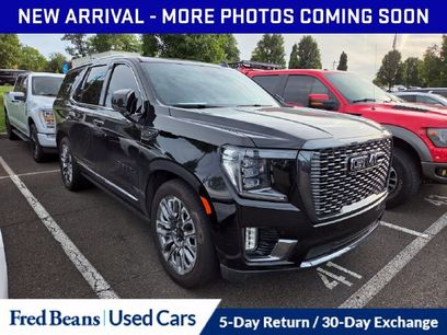 Used 2023 GMC Yukon Denali Ultimate w/ LPO, Floor Liner Package