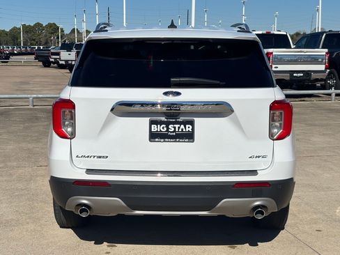 Used 2023 Ford Explorer Limited image 5