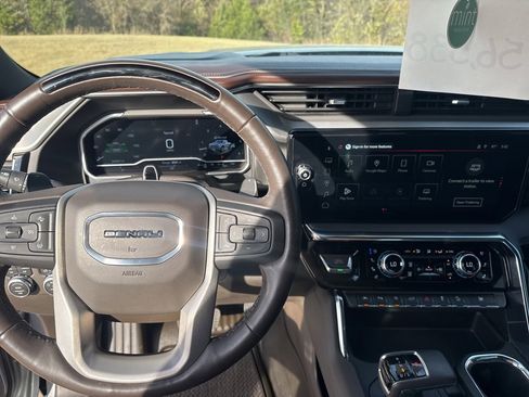 Used 2023 GMC Sierra 1500 Denali image 22