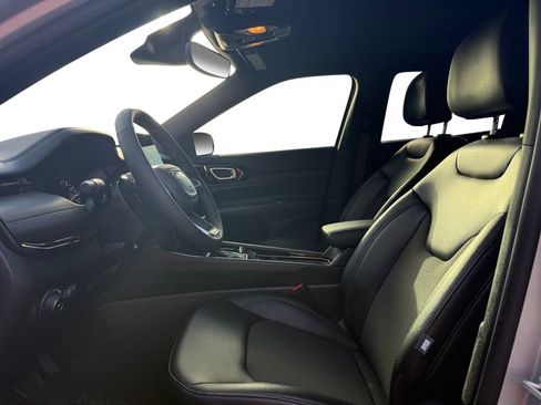 New 2026 Jeep Compass Latitude w/ Quick Order Package 29K image 9