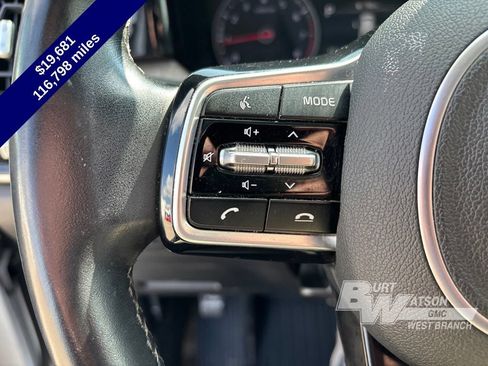 Used 2022 Kia Sorento S w/ Panoramic Sunroof Package AWD/4WD image 27