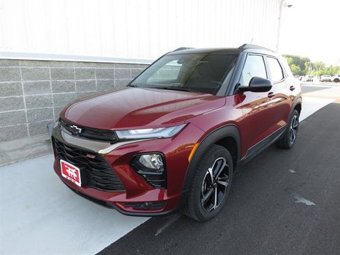 Used 2022 Chevrolet TrailBlazer RS w/ Technology Package image 8