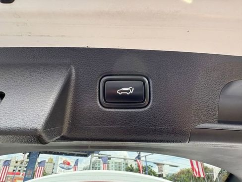 Used 2021 Kia Telluride EX w/ EX Premium Package AWD/4WD image 20