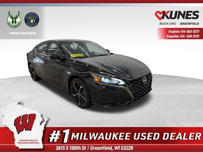 Used 2025 Nissan Altima 2.5 SR