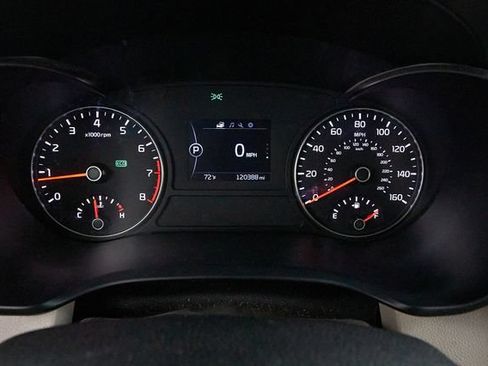 Used 2018 Kia Optima LX FWD image 14
