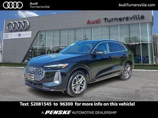 Certified 2025 Audi Q5 Premium w/ Convenience Package AWD/4WD video 1