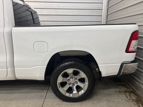 Used 2019 RAM 1500 Big Horn AWD/4WD image 5