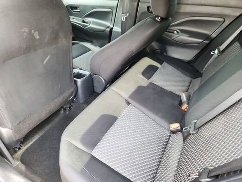 Used 2020 Nissan Versa S FWD image 8