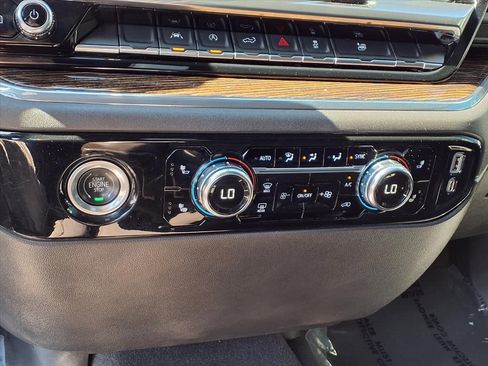 Used 2023 GMC Sierra 1500 Elevation image 22