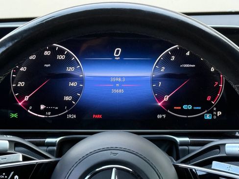 Used 2022 Mercedes-Benz S 500 4MATIC image 32