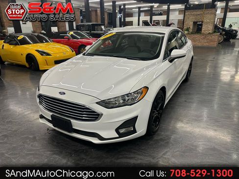 Used 2020 Ford Fusion SE w/ Equipment Group 151A image 1