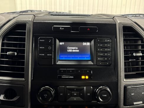 Used 2019 Ford F550 2WD Regular Cab Super Duty image 29