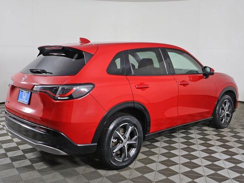 Used 2023 Honda HR-V EX-L image 10