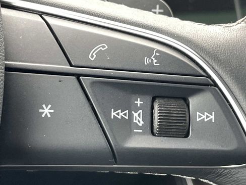 Certified 2023 Audi Q8 Premium Plus w/ Premium Plus Package image 25