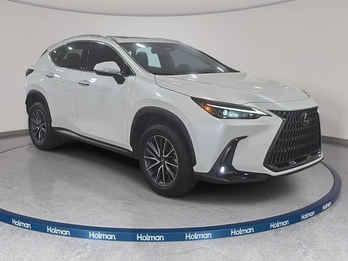 Used 2025 Lexus NX 350h AWD w/ Accessory Package (Z2) image 4