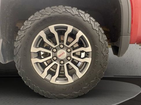 Used 2019 GMC Sierra 1500 AT4 w/ AT4 Premium Package AWD/4WD image 38