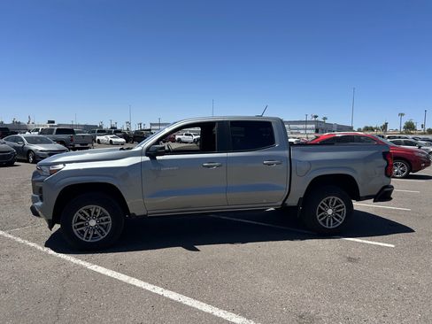 Used 2024 Chevrolet Colorado LT w/ LT Convenience Package RWD image 2