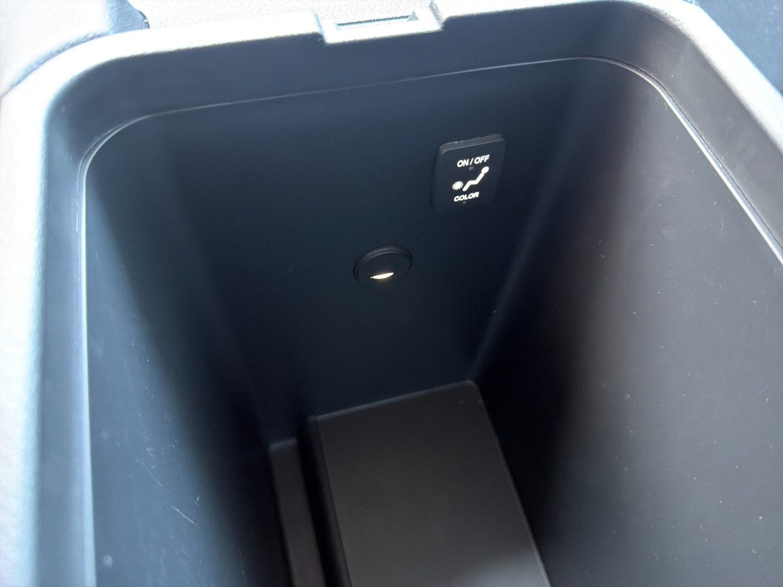 Used 2024 Nissan Sentra SV w/ Lighting Package FWD image 42