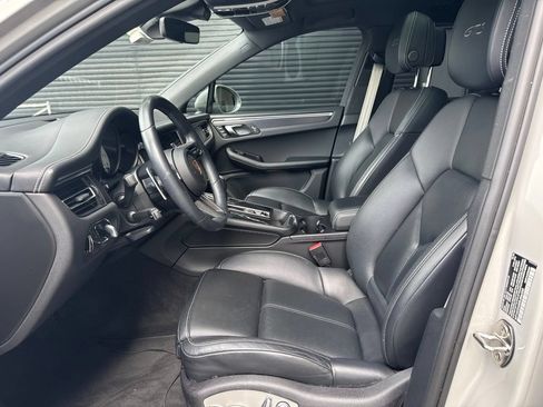 Certified 2024 Porsche Macan GTS AWD/4WD image 5