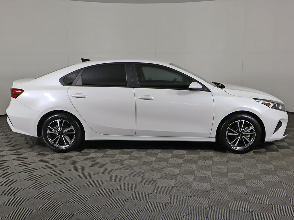 Used 2023 Kia Forte LXS FWD image 15