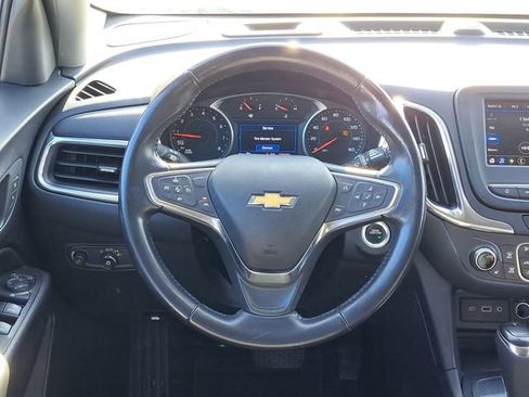 Used 2021 Chevrolet Equinox LT image 22