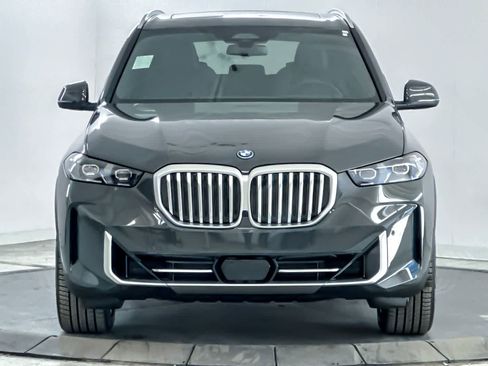 New 2026 BMW X5 xDrive50e w/ Executive Package image 10