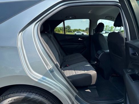 Used 2024 Chevrolet Equinox LT AWD/4WD image 12