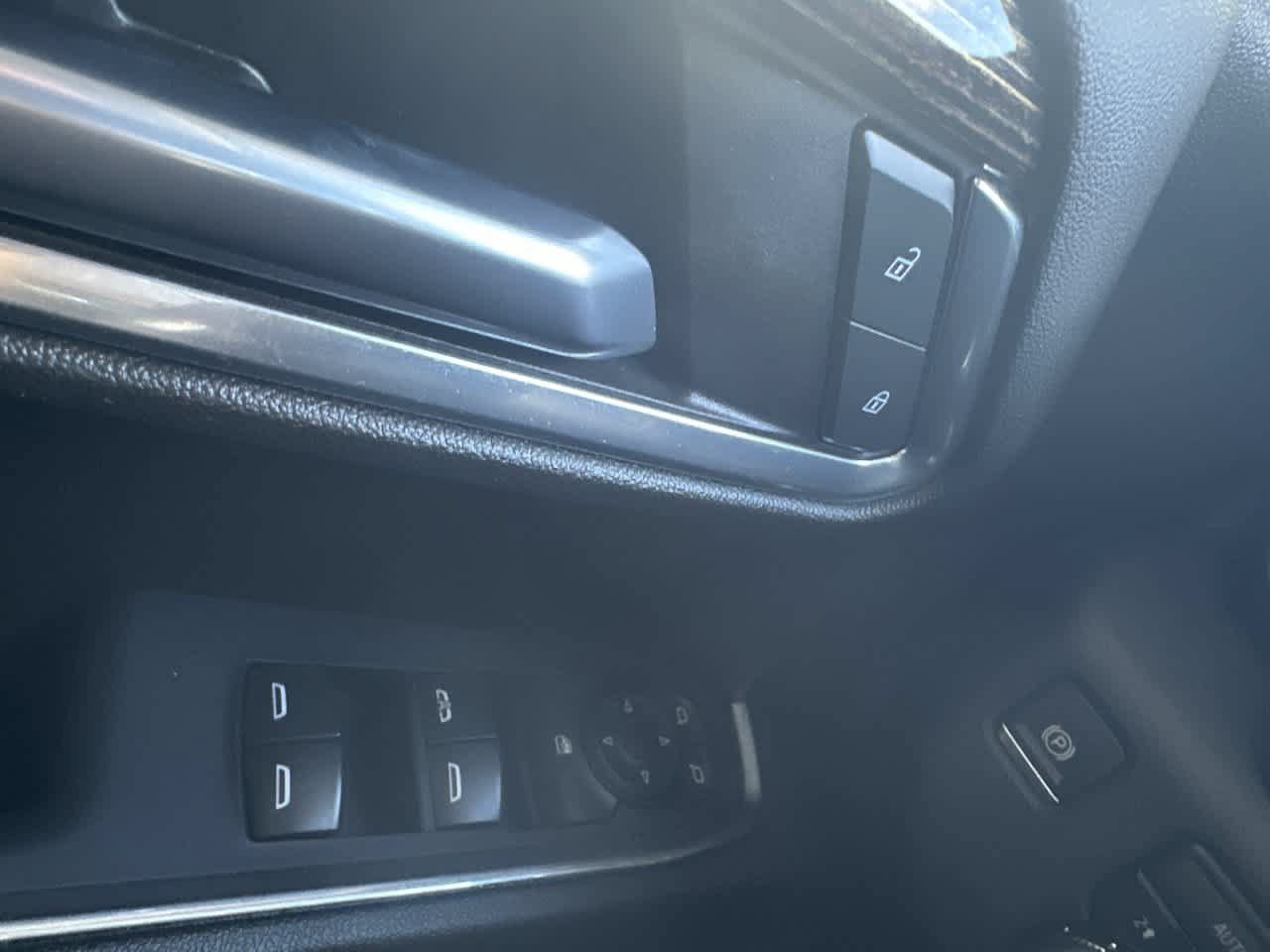 Used 2024 GMC Sierra 1500 Elevation AWD/4WD image 17