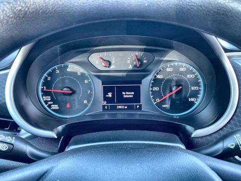 Used 2024 Chevrolet Malibu LT image 3