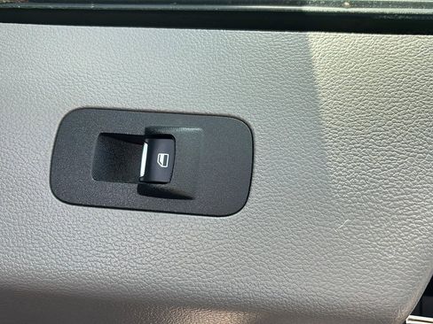 Used 2016 Ford F150 XLT w/ Equipment Group 302A Luxury image 24