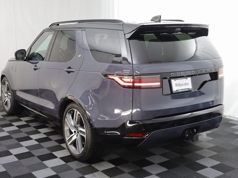 Used 2024 Land Rover Discovery Dynamic SE image 17