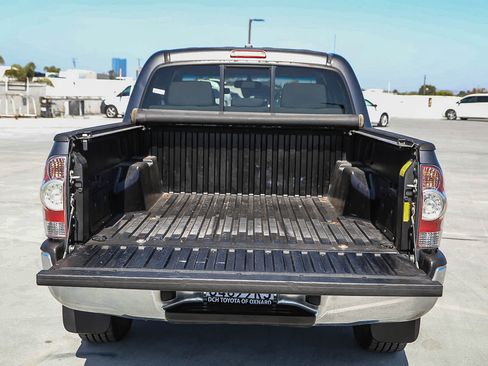 Used 2011 Toyota Tacoma PreRunner w/ SR5 Pkg #2 RWD image 24