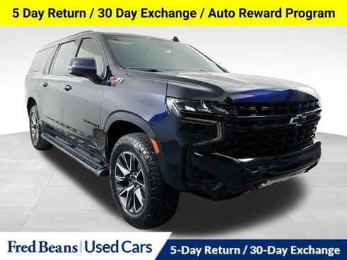 Used 2023 Chevrolet Suburban Z71 w/ Luxury Package AWD/4WD image 1