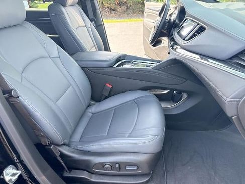 Certified 2024 Buick Enclave Essence w/ Sport Touring Edition FWD image 27