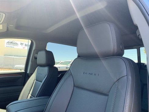New 2025 GMC Sierra 1500 Denali image 17