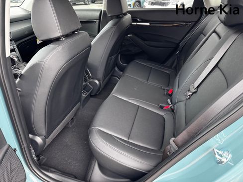 New 2026 Kia Seltos SX image 11