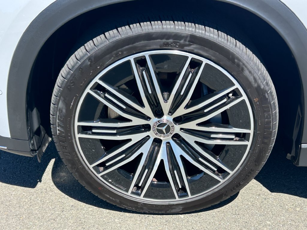 Used 2023 Mercedes-Benz EQE 350+ SUV w/ AMG Line Exterior Package image 9