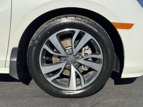 Used 2023 Honda Odyssey Touring image 27