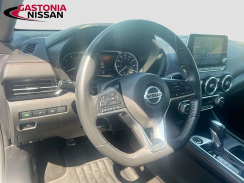 Used 2022 Nissan Sentra SR w/ Trunk Package image 11