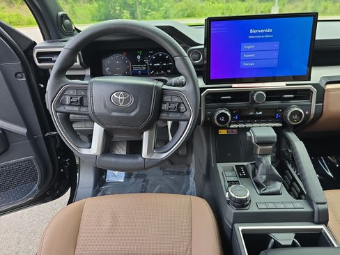 New 2026 Toyota 4Runner Limited AWD/4WD image 17