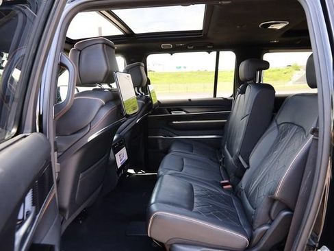 Used 2024 Jeep Grand Wagoneer L Series III w/ Rear Seat Video Group 1 AWD/4WD image 12