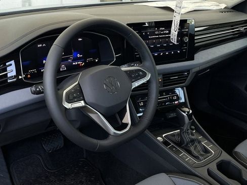 New 2025 Volkswagen Jetta SE image 15