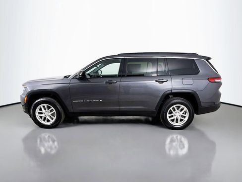 Used 2024 Jeep Grand Cherokee L Laredo image 4