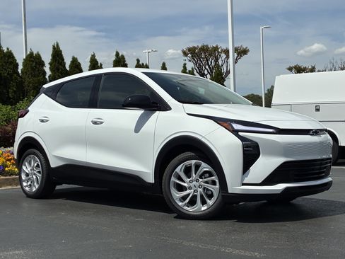 New 2027 Chevrolet Bolt LT w/ Comfort Package FWD image 2