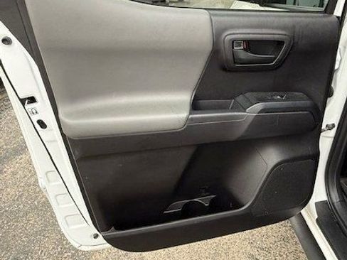 Used 2020 Toyota Tacoma SR image 13